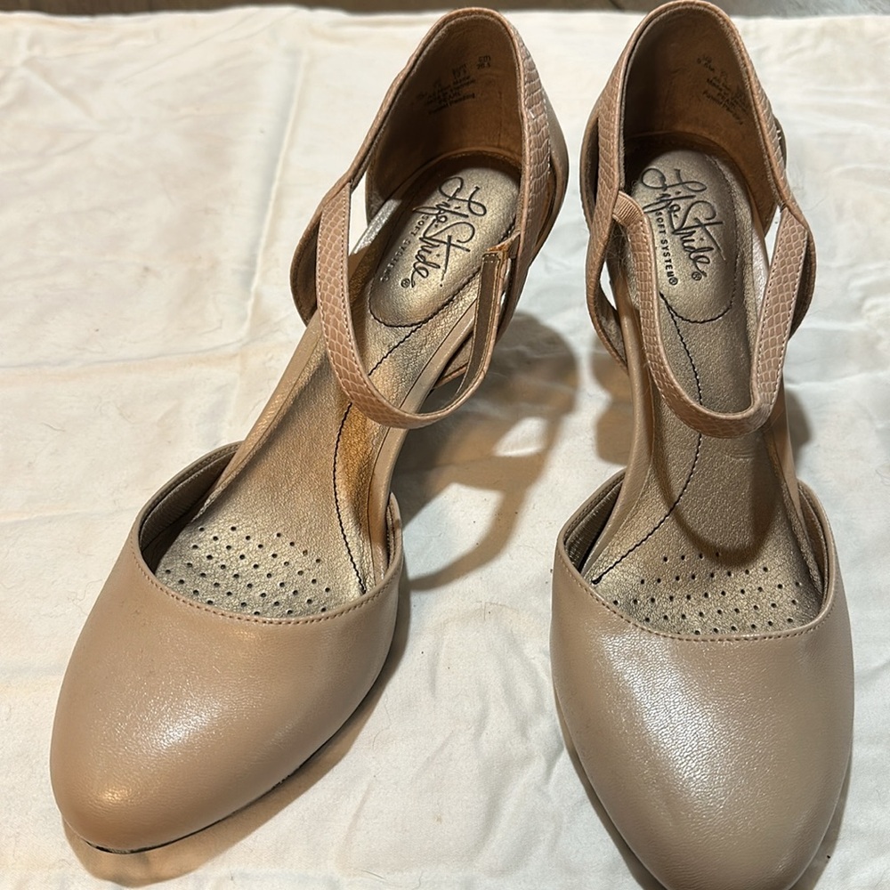 Life Stride Dressy/Casual Ankle Strap Heels
